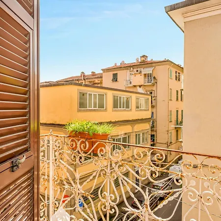 Apartment La Maison La Spezia