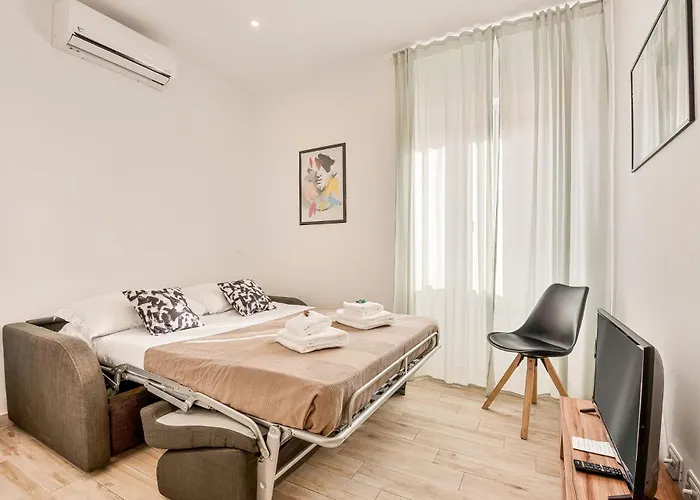 Margot Maison-5terre-near The Station-ac La Spezia