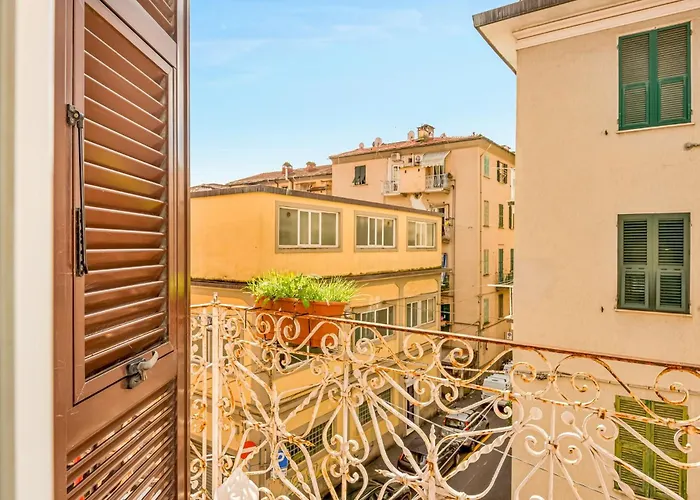 Apartment Margot Maison-5terre-near The Station-ac La Spezia